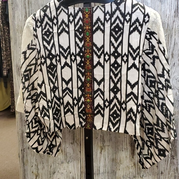 California Moon Rise short cardigan - Picture 4 of 8